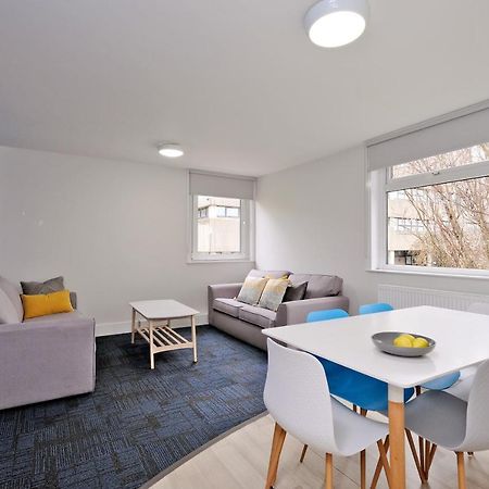 Cooper Court Apartment Абърдийн Екстериор снимка