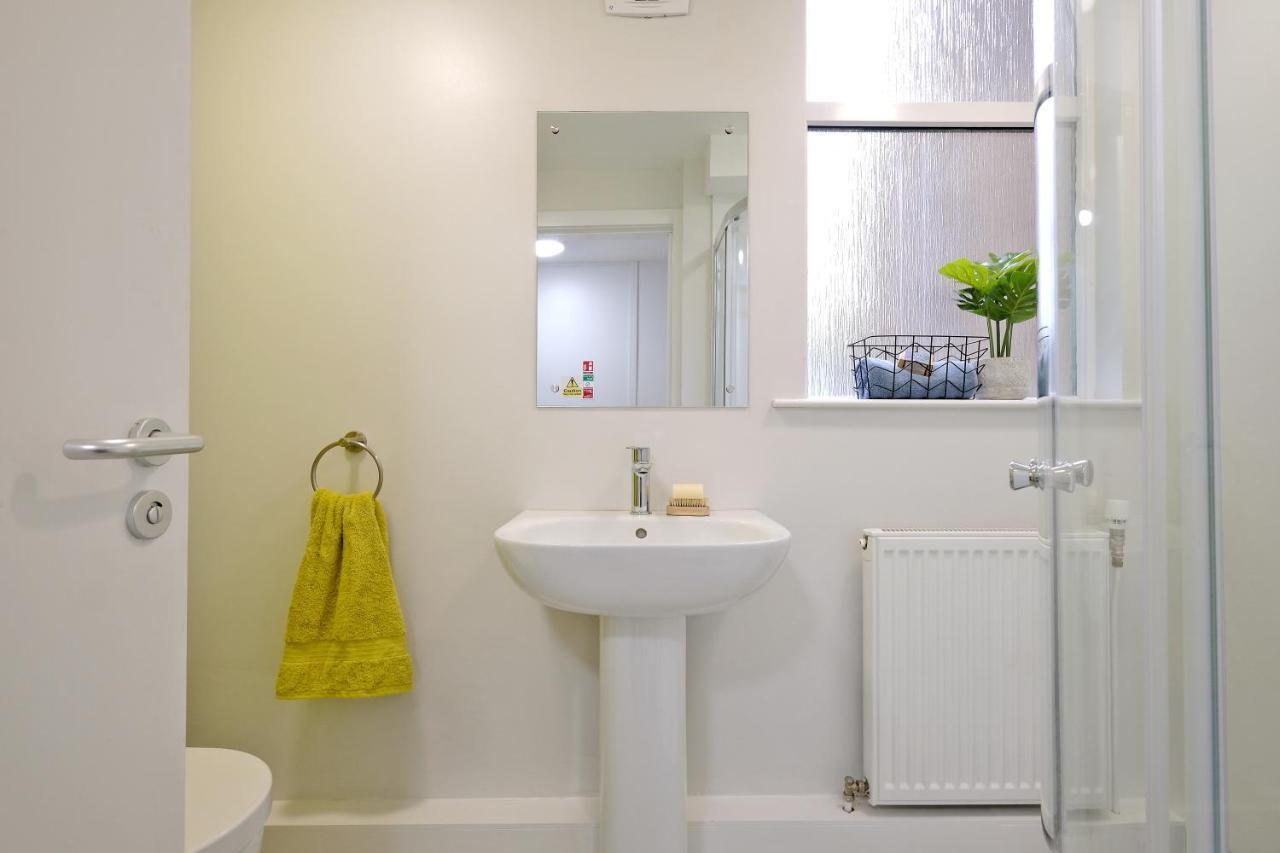 Cooper Court Apartment Абърдийн Екстериор снимка