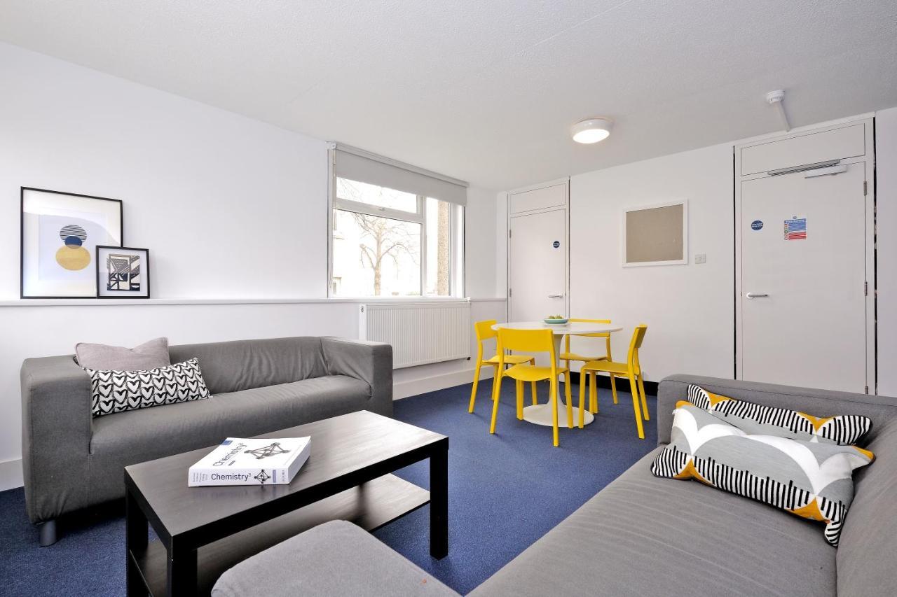 Cooper Court Apartment Абърдийн Екстериор снимка